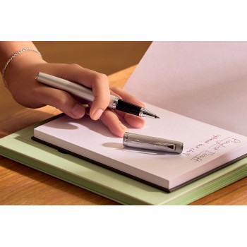 Parker Meridian Chrome CT pildspalva ar vāciņu – 2231390