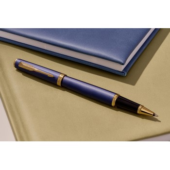 Parker Meridian zils GT pildspalva ar vāciņu – 2231410