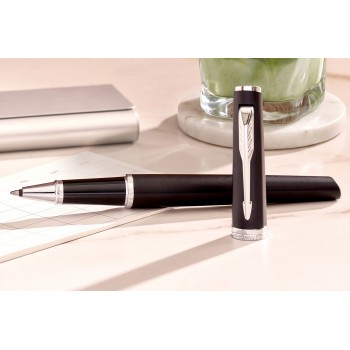 Parker Meridian pildspalva ar vāciņu, matēti melna, CT – 2231406 Parker Meridian pildspalva ar vāciņu, matēti melna, CT – 2231406