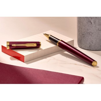 Parker Meridian tušinukas su dangteliu, raudonas GT – 2231414 Parker Meridian tušinukas su dangteliu, raudonas GT – 2231414