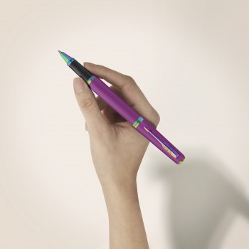 Parker Meridian vīnogu krāsas pildspalva ar vāciņu RBT – 2247776 Parker Meridian vīnogu krāsas pildspalva ar vāciņu RBT – 2247776